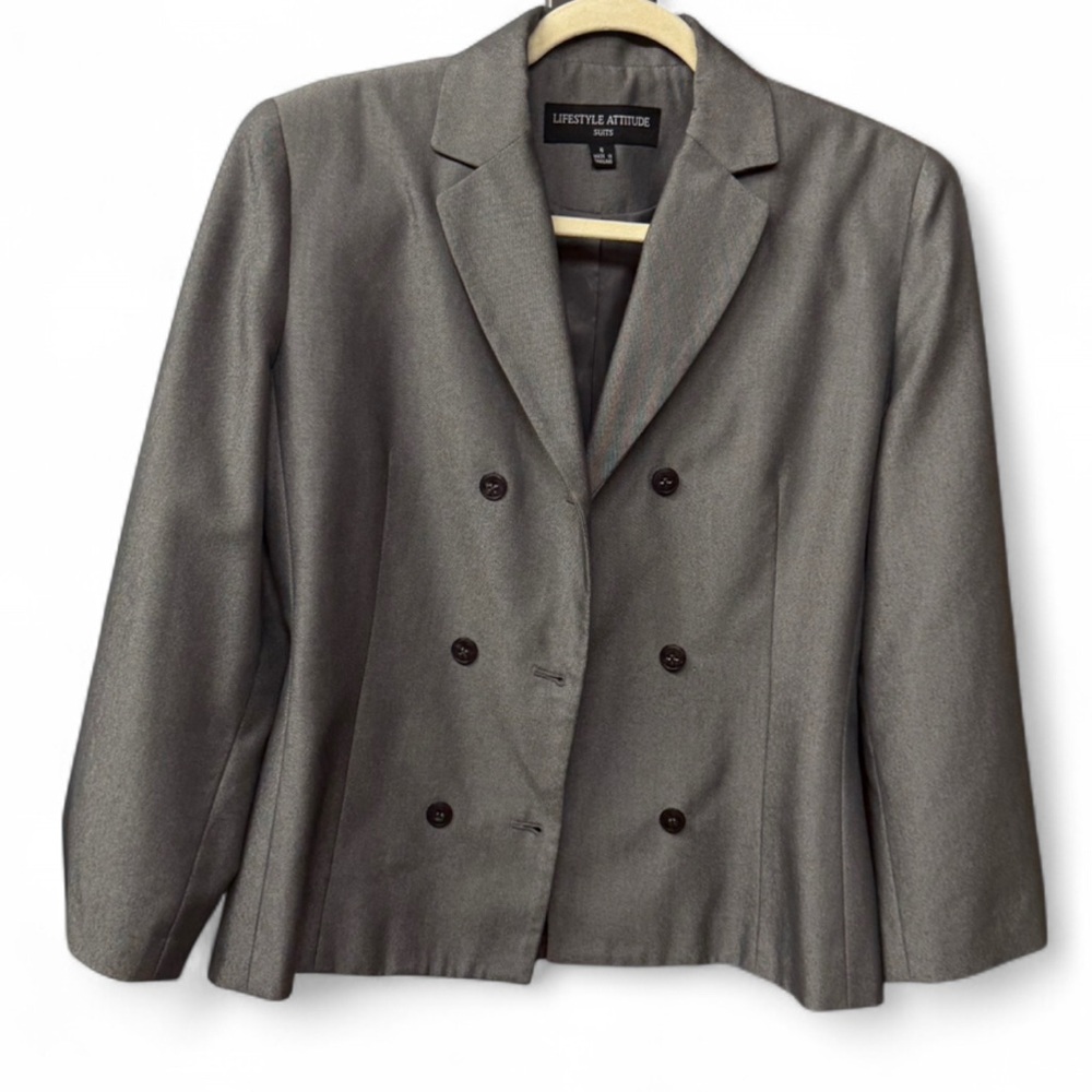 Lifestyle Attitude Gray Double-Breasted Blazer, Size 6 - Picture 5 of 6